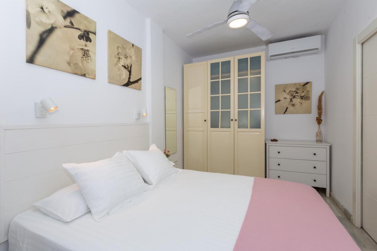 Lovely Seaview Apartment Benalmádena Dış mekan fotoğraf