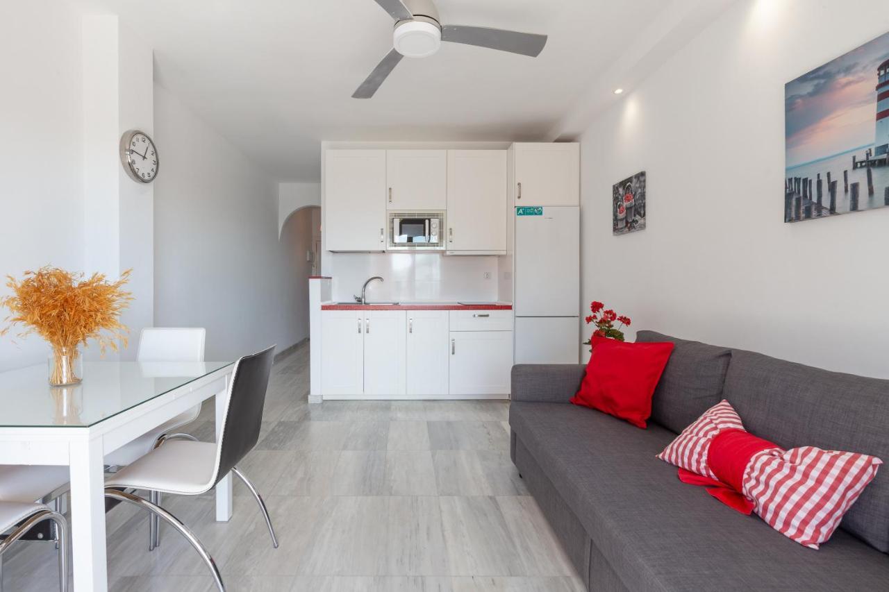 Lovely Seaview Apartment Benalmádena Dış mekan fotoğraf